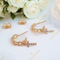 Keresztes 18K Gold Filled antiallergén fülbevaló