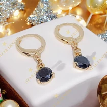 Boby 18K GF. antiallergén köves fülbevaló fekete