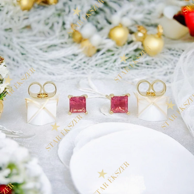 Shaila 14K GF. antiallergén kocka  fülbevaló piros