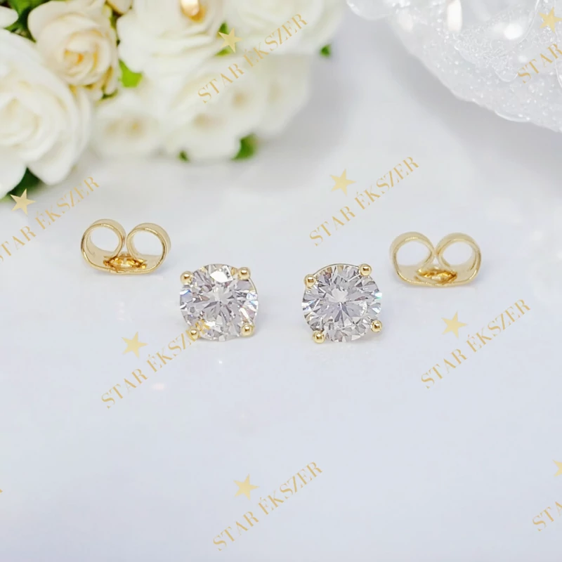 Egy köves 14K G.F. antiallergén fülbevaló 