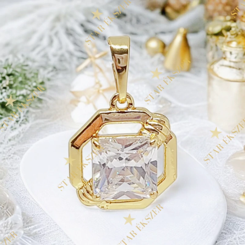 Vitoria 14K antillergén cirkónia köves medál 