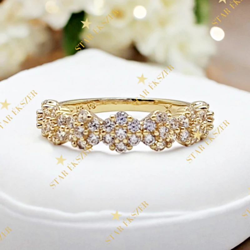 Livia 14K antiallergén köves gyűrű 62-es